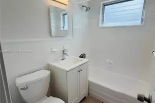 775 NE 128th St, North Miami, FL 33161 - Photo 8