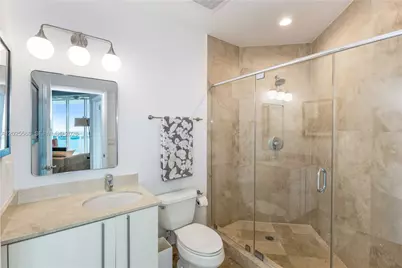 700 NE 25th St #1902, Miami, FL 33137 - Photo 14