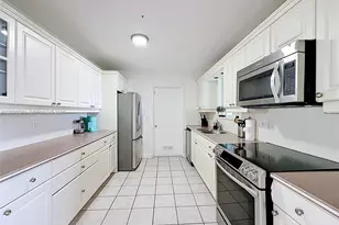 2501 NE 209th Terrace, Miami, FL 33180 - Photo 18