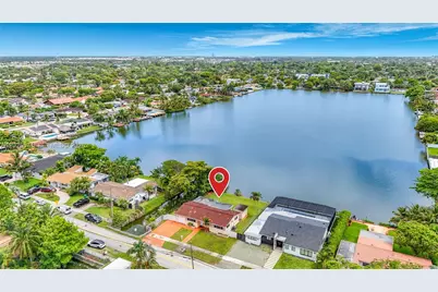 2501 NE 209th Ter, Miami, FL 33180 - Photo 2