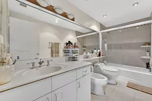 50 Ocean Ln Dr, Key Biscayne, FL 33149 - Photo 14