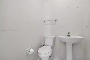 2209 SE 24th Pl, Homestead, FL 33035 - Photo 26