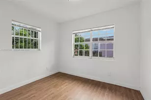 1045 NW 115th St, Miami, FL 33168 - Photo 14