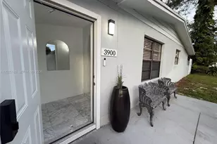 3900 SW 60th Ave, Davie, FL 33314 - Photo 8
