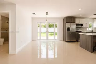 9421 SW 150th St, Miami, FL 33176 - Photo 4