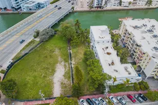6949 Bay Dr, Miami Beach, FL 33141 - Photo 1