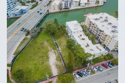 6949 Bay Dr, Miami Beach, FL 33141 - Photo 8