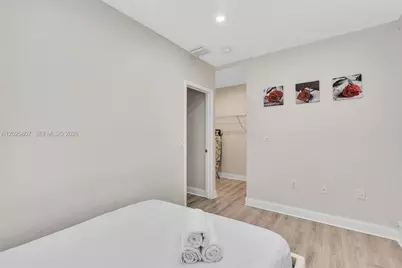 10004 E Bay Harbor Dr #5, Bay Harbor Islands, FL 33154 - Photo 2