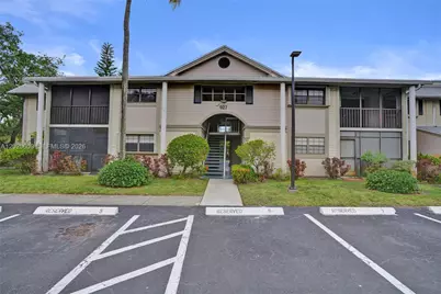 927 NE 199th St #103, Miami, FL 33179 - Photo 16