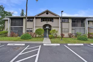 927 NE 199th St, Miami, FL 33179 - Photo 16