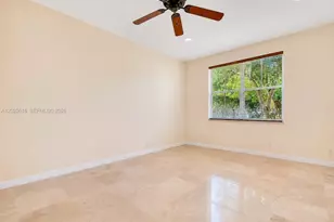 1319 Croton Ct, Weston, FL 33327 - Photo 10