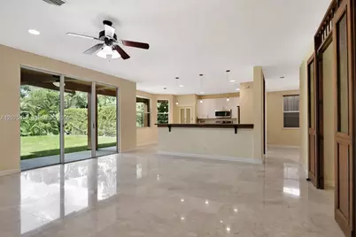 1319 Croton Ct #1, Weston, FL 33327 - Photo 8