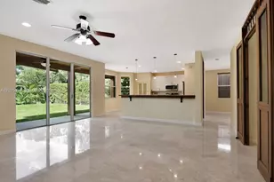 1319 Croton Ct, Weston, FL 33327 - Photo 8