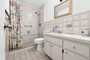 9231 SW 16th St, Miami, FL 33165 - Photo 20