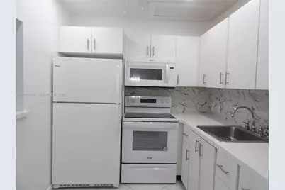 77 Preston B #77, Boca Raton, FL 33434 - Photo 12