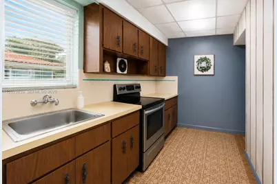 [Address not provided], Miami, FL 33135 - Photo 4