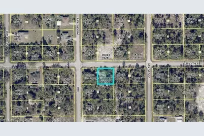 4002 E 13th St, Lehigh Acres, FL 33976 - Photo 2