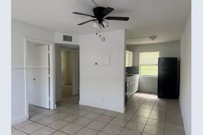 610 5th St #5, West Palm Beach, FL 33401 - Photo 2