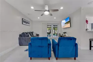 9501 E Palmetto Club Ln E, Palmetto Bay, FL 33157 - Photo 22
