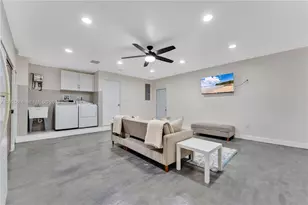 9501 E Palmetto Club Ln E, Palmetto Bay, FL 33157 - Photo 24