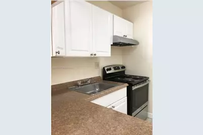 10900 SW 104th St #210, Miami, FL 33176 - Photo 8