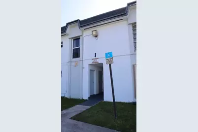 7235 SW 94th Pl #J6, Miami, FL 33173 - Photo 1