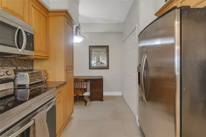 3235 NE 184th St #11103, Aventura, FL 33160 - Photo 18