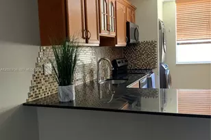 1651 NE 115th St, Miami, FL 33181 - Photo 12