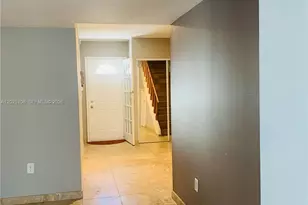 1651 NE 115th St, Miami, FL 33181 - Photo 2