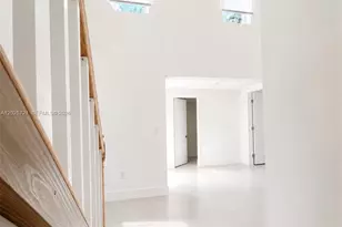 4125 N 32nd Ct, Hollywood, FL 33021 - Photo 8