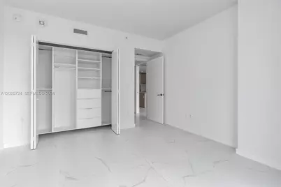 1300 S Miami Ave #3211, Miami, FL 33130 - Photo 38