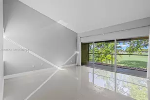 14357 Kendale Lakes Cir, Miami, FL 33183 - Photo 4