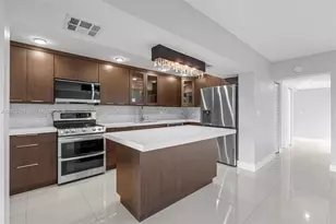 14357 Kendale Lakes Cir, Miami, FL 33183 - Photo 2