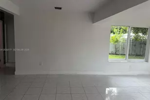 7612 Plantation Blvd, Miramar, FL 33023 - Photo 8