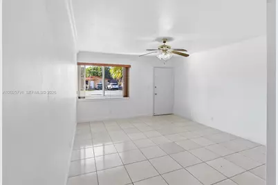 11195 SW 1st St #119, Sweetwater, FL 33174 - Photo 2