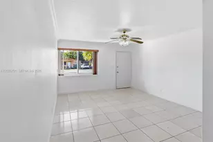 11195 SW 1st St, Sweetwater, FL 33174 - Photo 2
