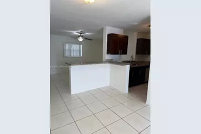708 SW 9th St #708, Dania Beach, FL 33004 - Photo 2
