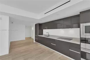 1451 Brickell Ave, Miami, FL 33131 - Photo 16