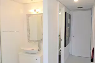 20225 NE 34th Ct, Aventura, FL 33180 - Photo 10