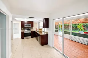 6560 NW 25th Ct, Sunrise, FL 33313 - Photo 4