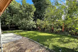6560 NW 25th Ct, Sunrise, FL 33313 - Photo 12