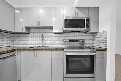 3401 N Country Club Dr #307, Aventura, FL 33180 - Photo 4