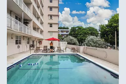 1300 Lincoln Rd #B402, Miami Beach, FL 33139 - Photo 28