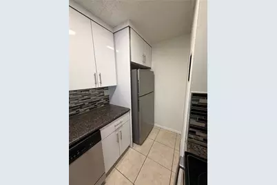 7429 SW 152nd Ave #13-205, Miami, FL 33193 - Photo 4
