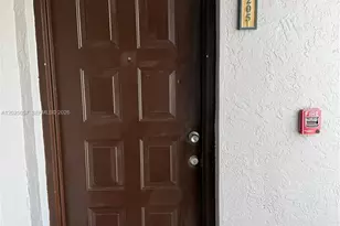7429 SW 152nd Ave, Miami, FL 33193 - Photo 2