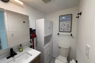 540 Brickell Key Dr, Miami, FL 33131 - Photo 24