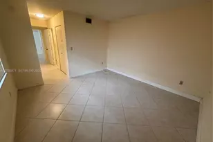 7715 SW 86th St, Miami, FL 33143 - Photo 8