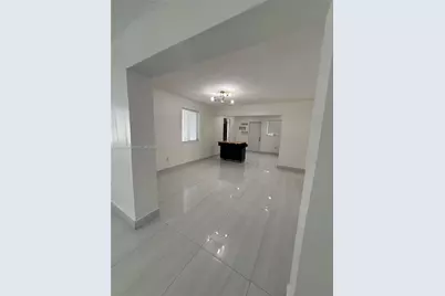 1816 NW 25th Ter #0, Fort Lauderdale, FL 33311 - Photo 8
