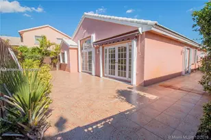 8224 SW 157th Ct, Miami, FL 33193 - Photo 22