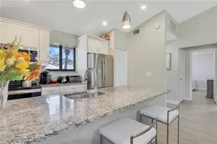 105 Club Dr, Palm Beach Gardens, FL 33418 - Photo 4